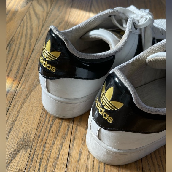 Adidas Superstar Bold, Women’s Size 9 - Picture 3 of 3